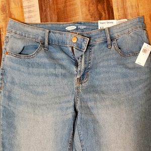 Light blue old navy jeans never worn